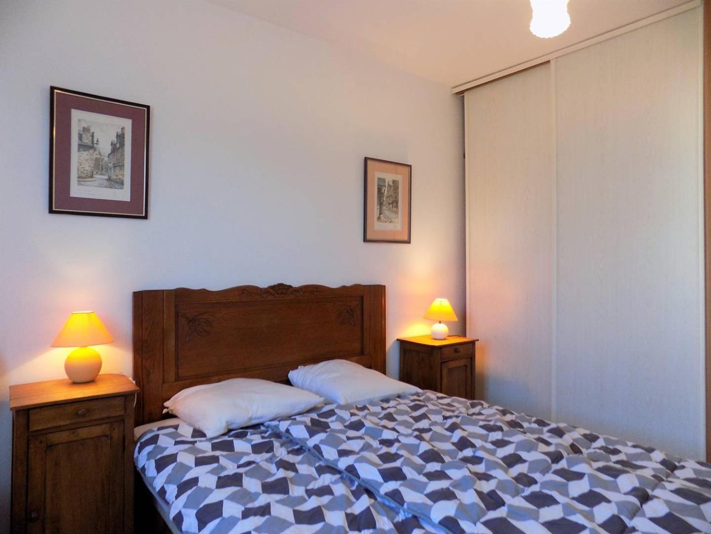 Royan - Maison De Plain-Pied Avec Jardin Clos - Quartier Residentiel Esterno foto