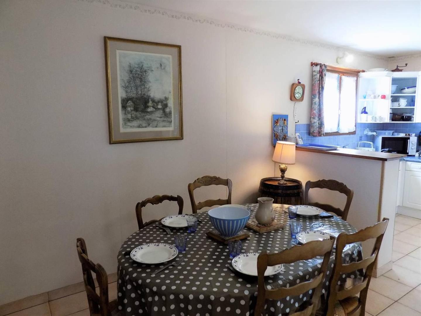 Royan - Maison De Plain-Pied Avec Jardin Clos - Quartier Residentiel Esterno foto