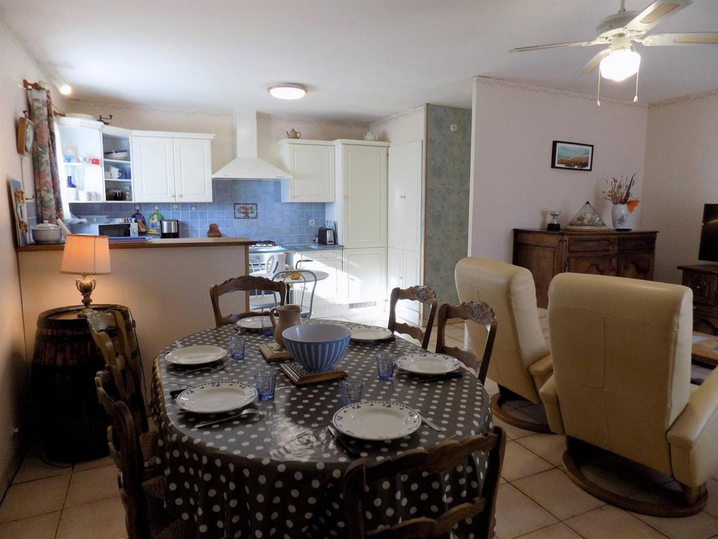 Royan - Maison De Plain-Pied Avec Jardin Clos - Quartier Residentiel Esterno foto